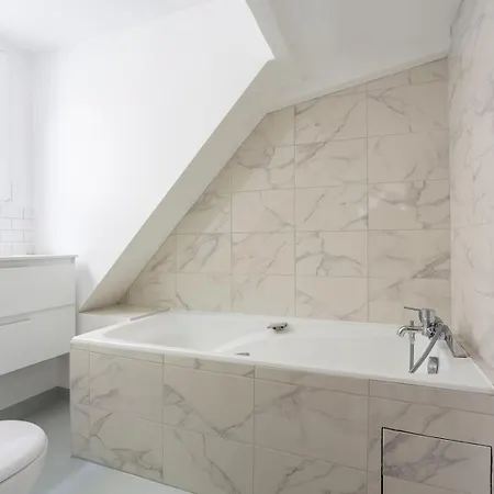 Lejlighed Romantic Loft In Le Marais! Min 31 Nights From April 2026 And Beyond
